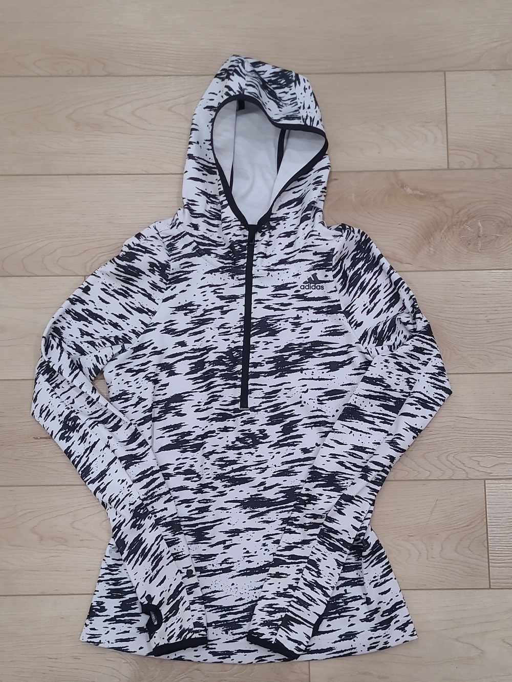 2015 Adidas Women's Black & White Half-Zip Hooded Pullover